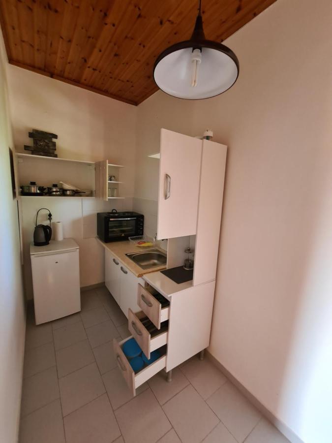 Avra Beach Apartments Lefkimmi  Ngoại thất bức ảnh
